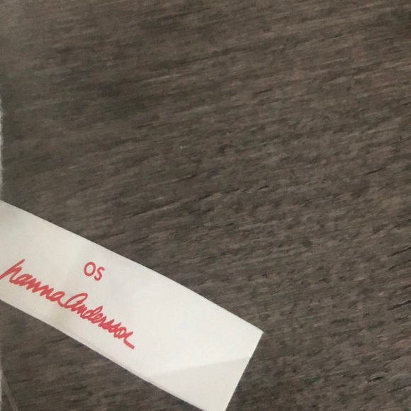 πHPπ Hanna Andersson Bundle of three babyβs bibs - Picture 8 of 8